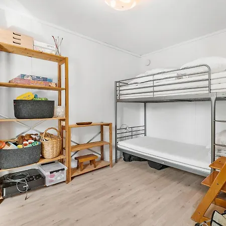 Semesterbostad 3 Bedroom Awesome In Grevinge